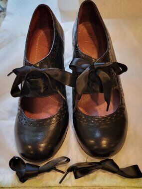 Naya Jada Shoes, Size 6.5 Wide